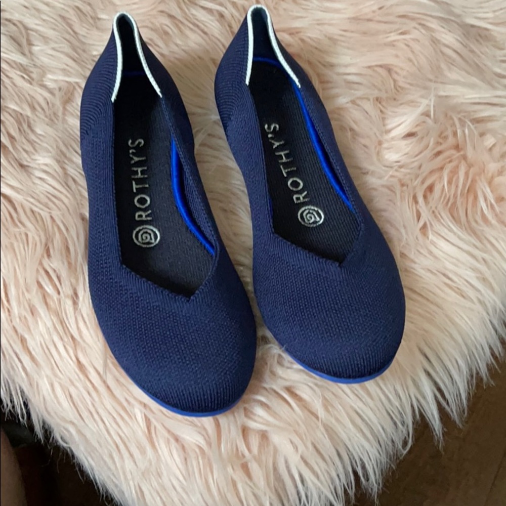 Rothys retired navy blue white halo woman’s shoes